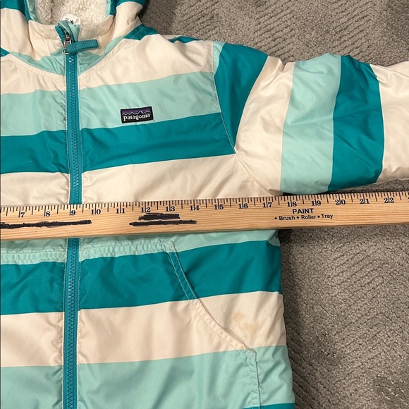 Kids’ PATAGONIA Reversible Hoodie Jacket, Kids’ - Picture 8 of 10
